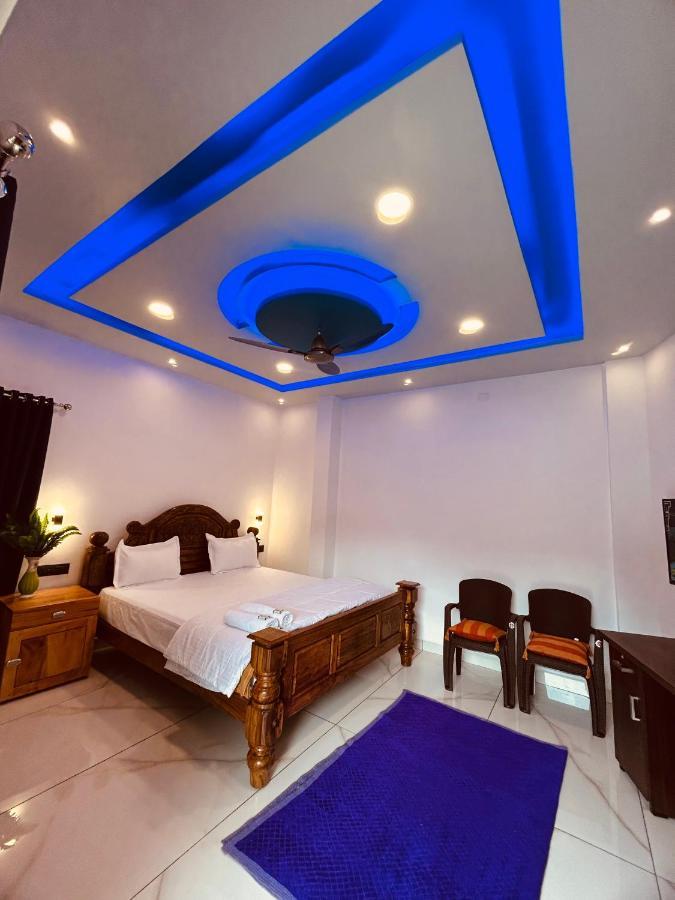Grand Periyar Apartment Thekkady Exterior photo