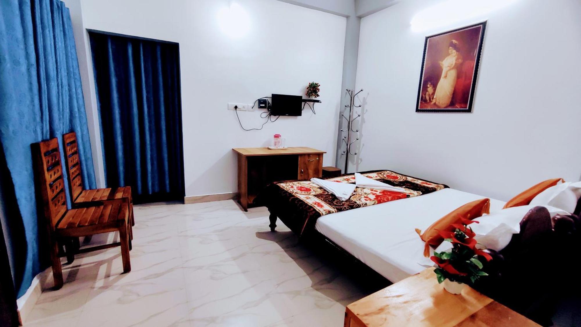 Grand Periyar Apartment Thekkady Room photo